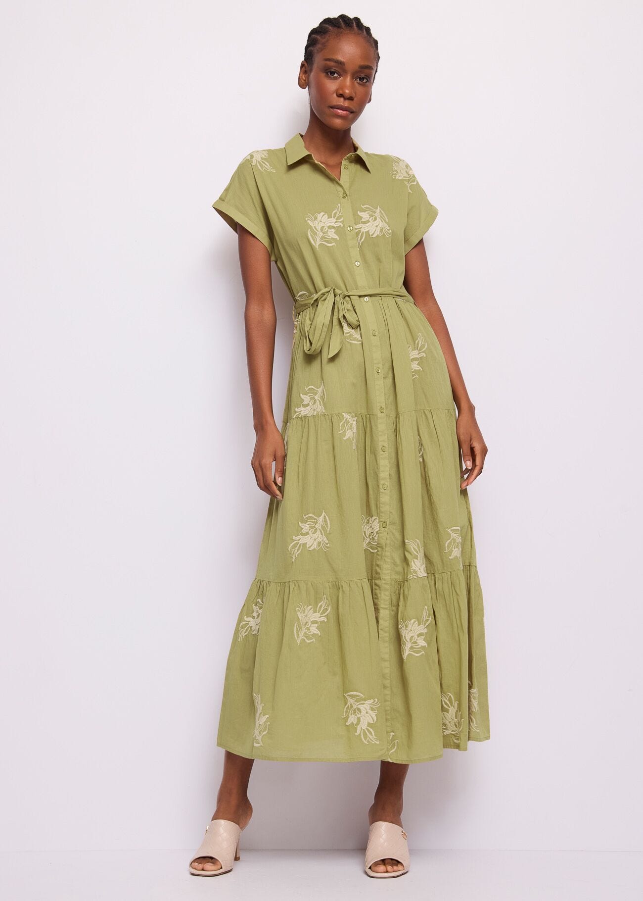 Γυναικείο φόρεμα-πουκάμισο από μουσελίνα με κέντημα Gaudì