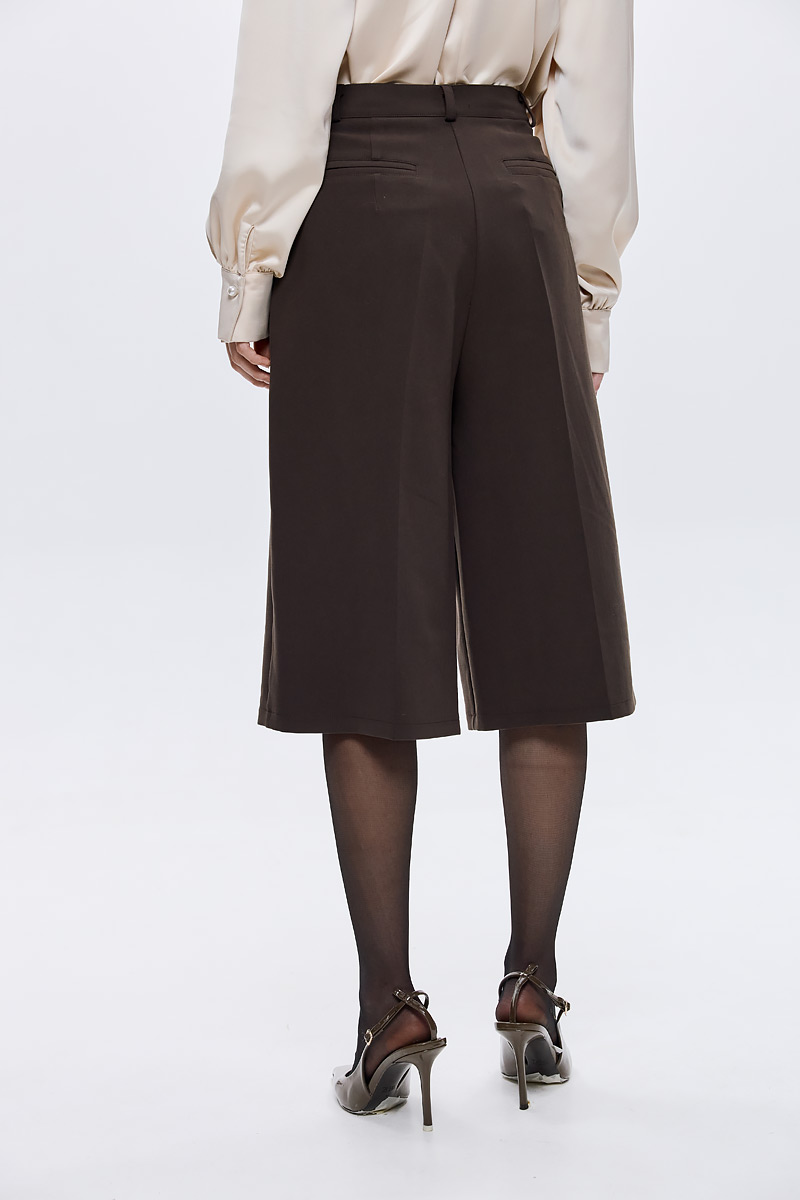 Reba Bermuda Crepe Shorts