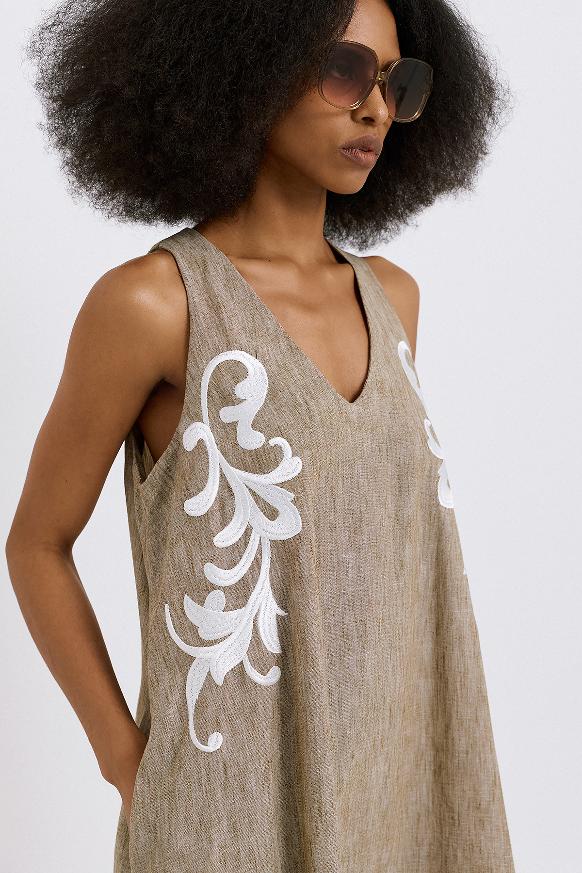 Calma Linen Dress