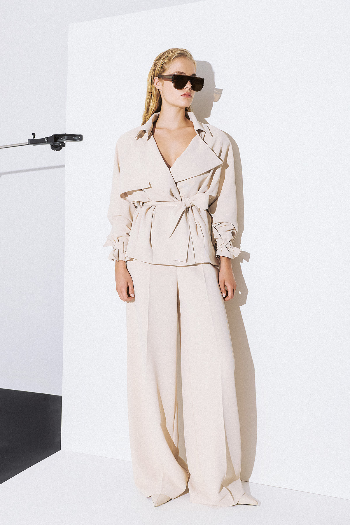Avery Crepe Cropped Trench