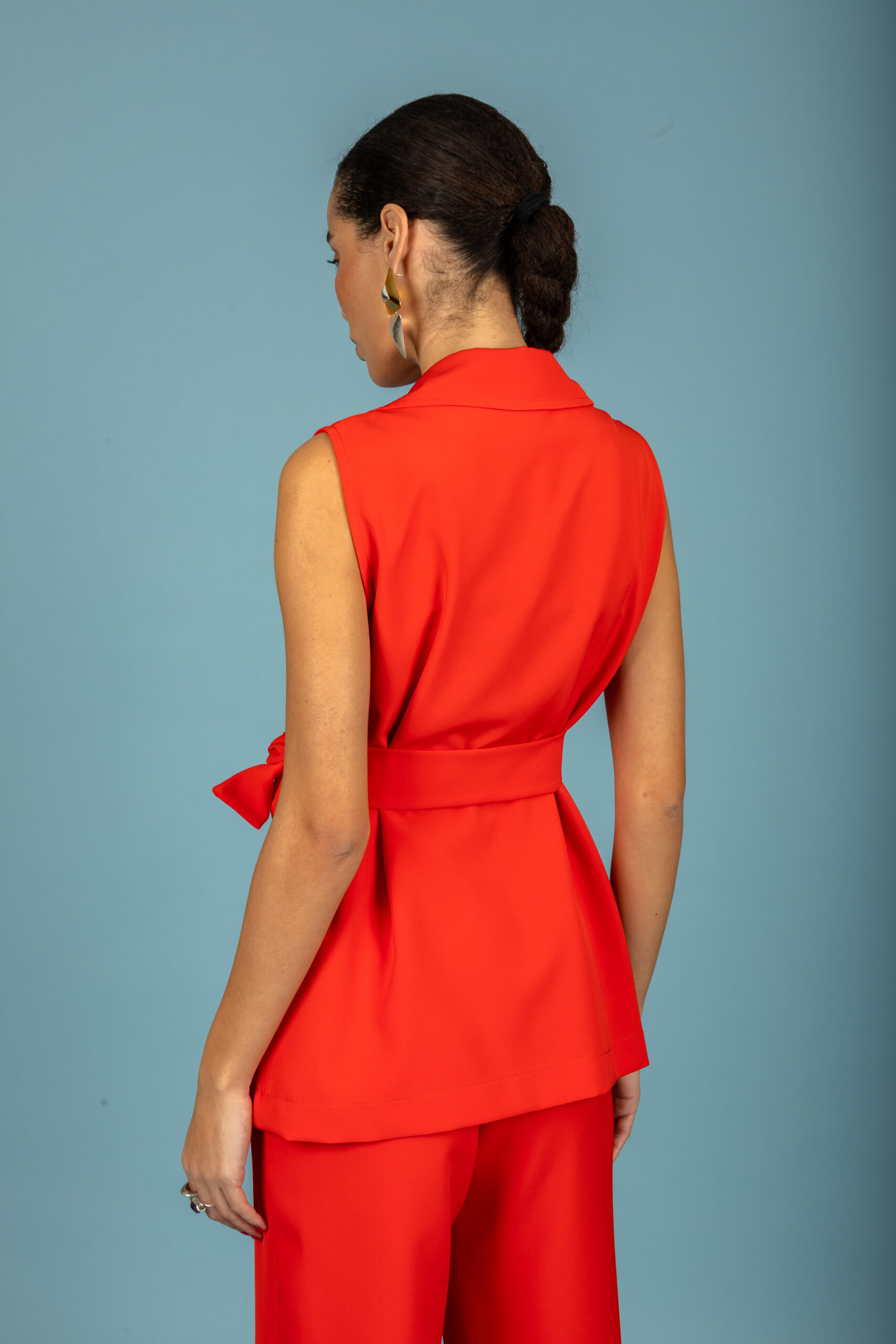 Fernanda sleeveless blazer (Intense Red)