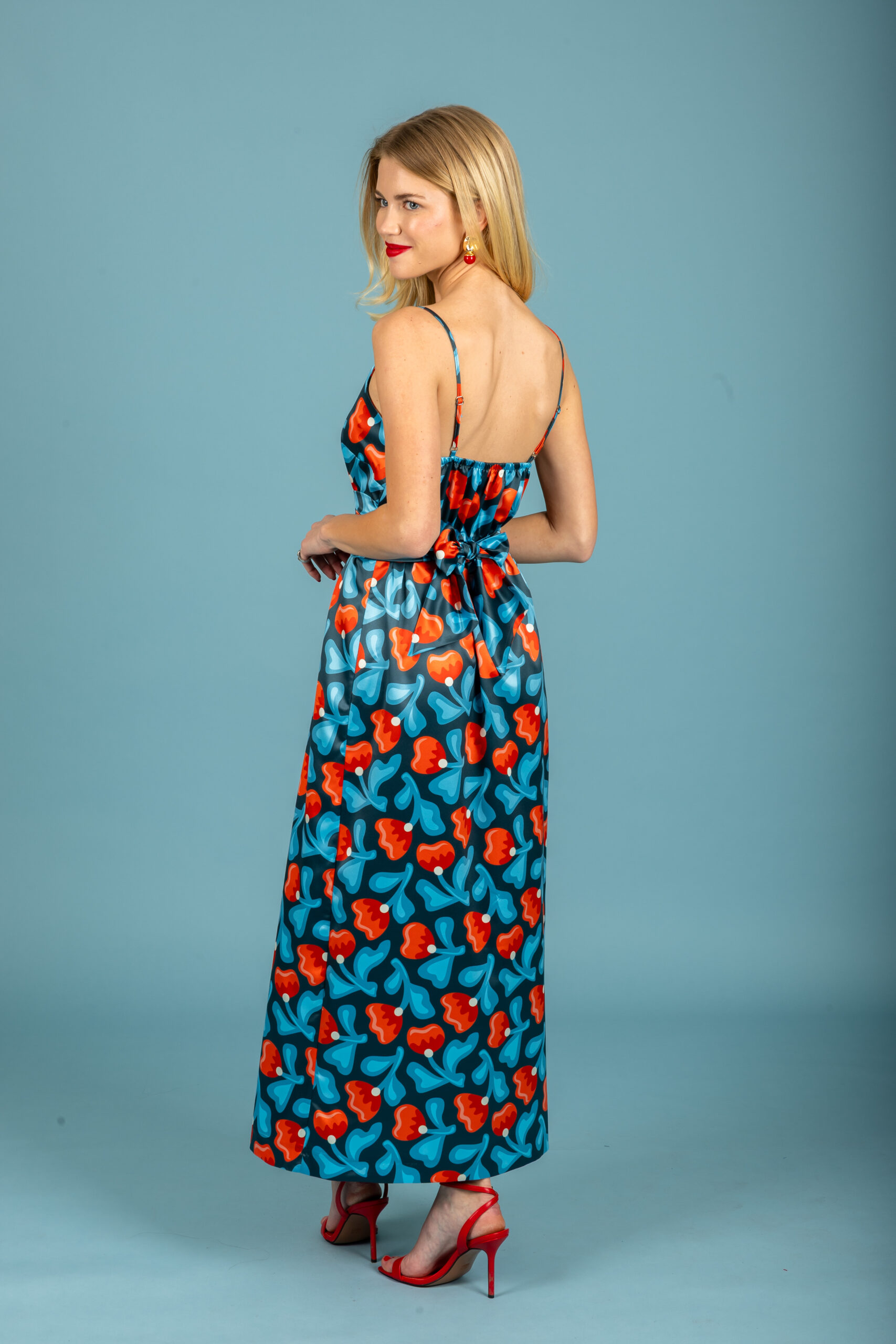 Monica satin slim dress (Blue)