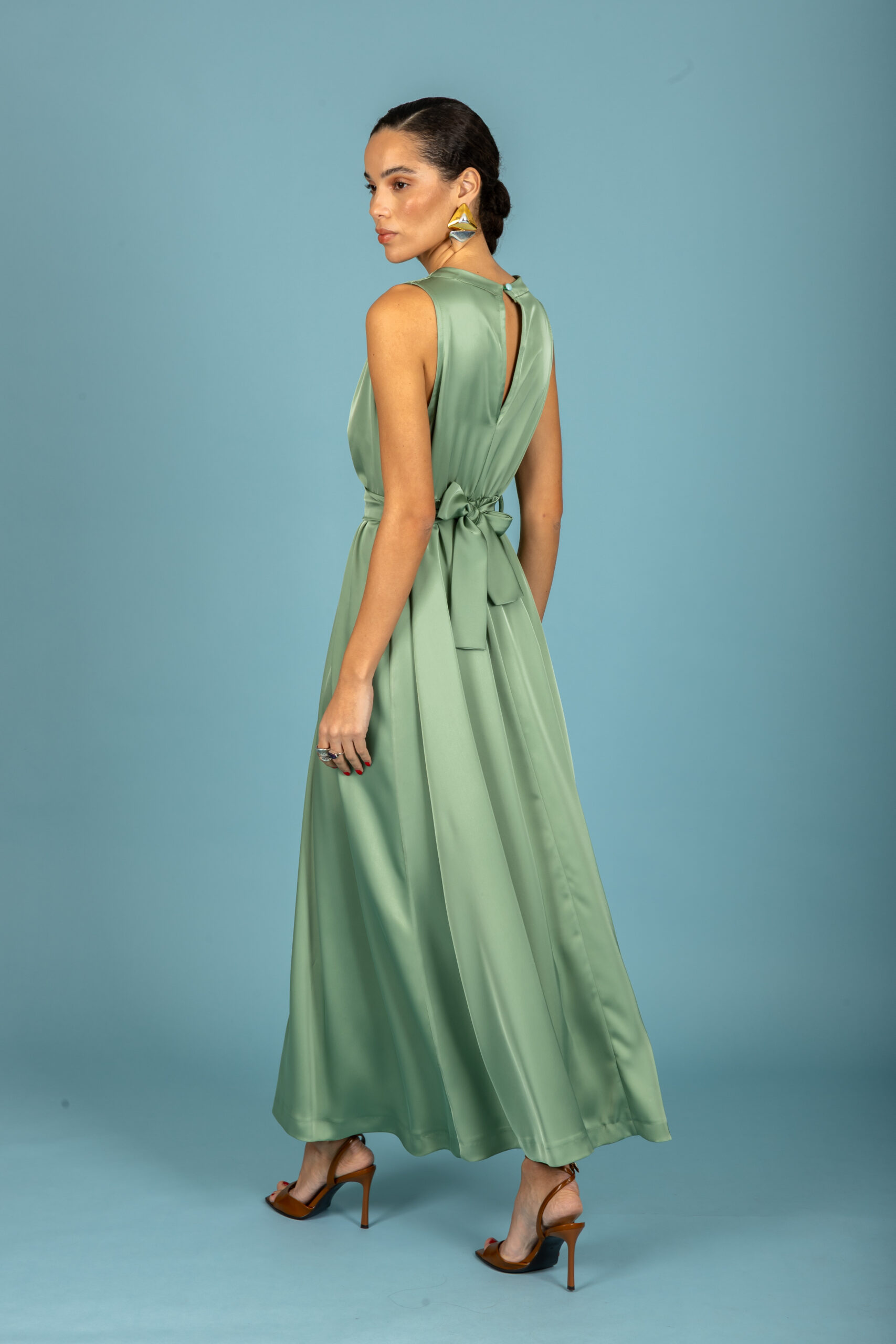 Manuel satin dress (Chaki)