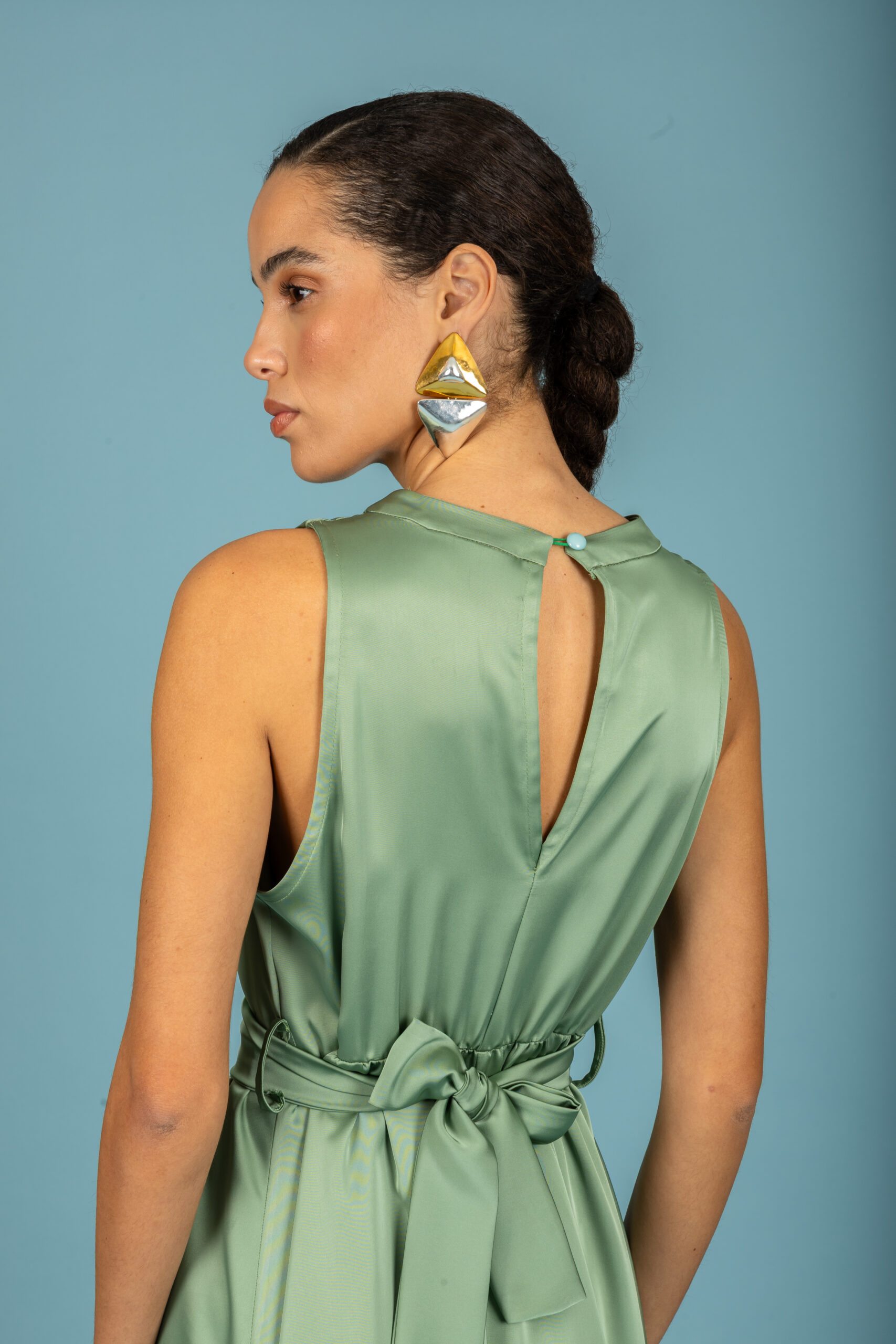Manuel satin dress (Chaki)